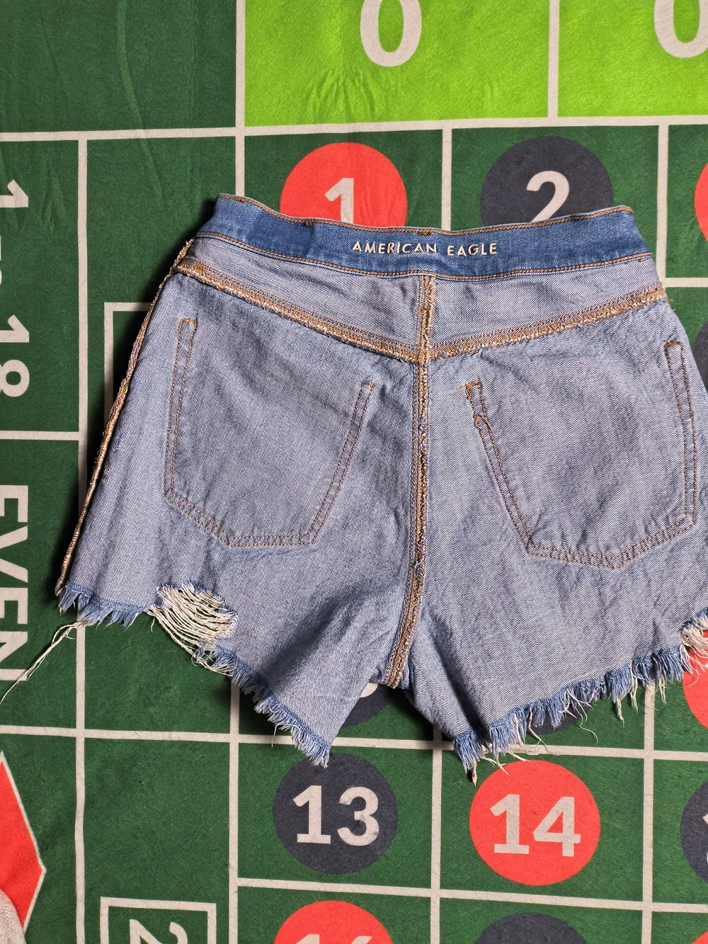 American Eagle Highest Rise 90s Boyfriend Short Women's 2 Distressed Denim Short